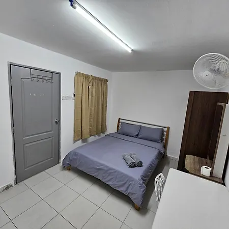 Rain Forest Hostel-2